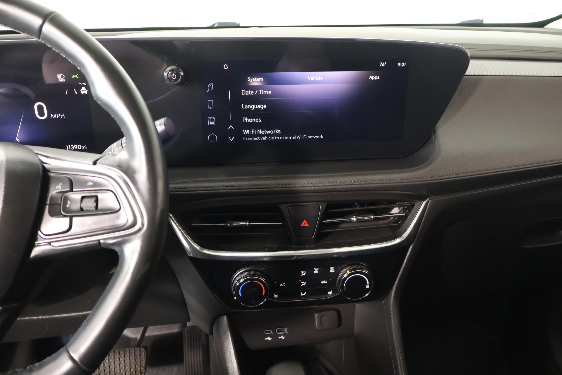 Used 2026 Buick Encore GX Sport Touring w/ Advanced Technology Package AWD/4WD image 5
