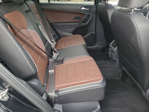 Used 2024 Volkswagen Tiguan SEL R-Line image 19