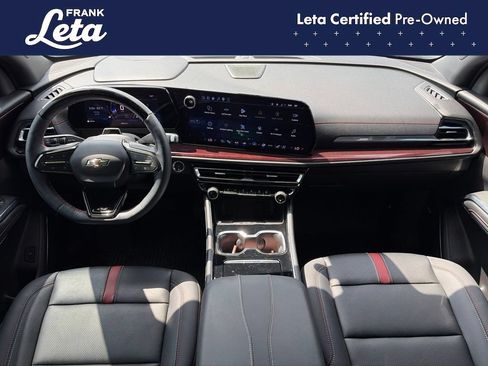 Used 2025 Chevrolet Traverse RS w/ LPO, Floor Liner Package FWD image 10
