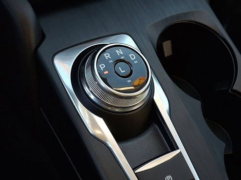 Used 2022 Ford Escape SE w/ Cold Weather Package image 14