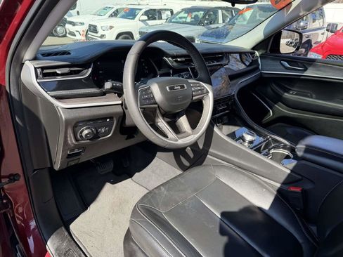 Certified 2022 Jeep Grand Cherokee Limited 4xe AWD/4WD image 17