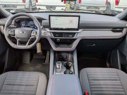 New 2026 Ford Explorer ST-Line RWD image 10