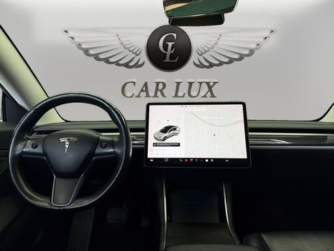 Used 2018 Tesla Model 3 Long Range RWD image 11