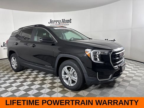 Used 2022 GMC Terrain SLE w/ Driver Convenience Package AWD/4WD image 4