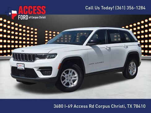 Used 2023 Jeep Grand Cherokee Laredo RWD image 1