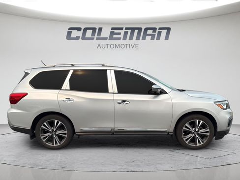 Used 2017 Nissan Pathfinder Platinum w/ Cargo Package AWD/4WD image 6