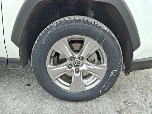 Certified 2022 Toyota RAV4 XLE image 29