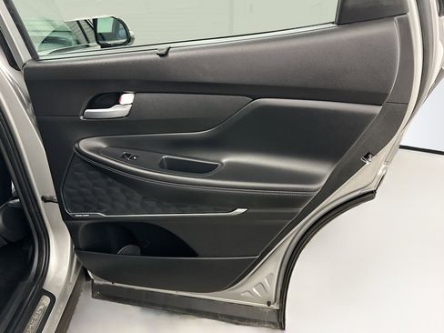 Used 2023 Hyundai Santa Fe SEL Premium image 33