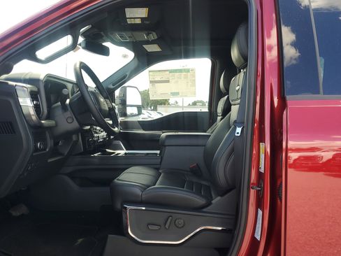 New 2026 Ford F450 Platinum w/ FX4 Off-Road Package image 17