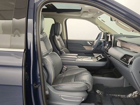Used 2018 Lincoln Navigator Black Label image 44