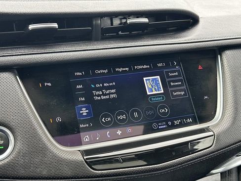 Used 2024 Cadillac XT6 Luxury w/ LPO, Floor Liner Package AWD/4WD image 31