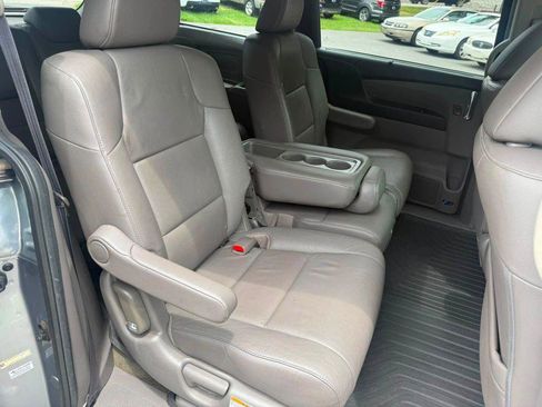 Used 2016 Honda Odyssey EX-L image 25
