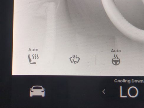 Used 2022 Tesla Model 3 Long Range image 24