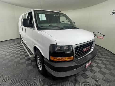 Used 2023 GMC Savana 2500 w/ Driver Convenience Package image 11