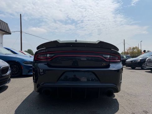 Used 2019 Dodge Charger Scat Pack w/ Plus Group RWD image 8