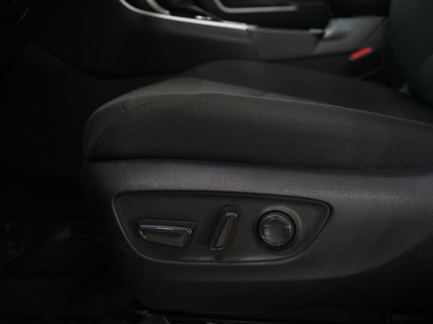 Used 2025 Toyota RAV4 XLE w/ Convenience Package image 22