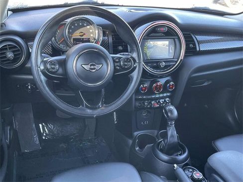 Used 2018 MINI Cooper S image 7