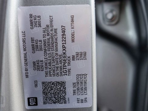 Used 2023 GMC Canyon AT4X AWD/4WD image 37