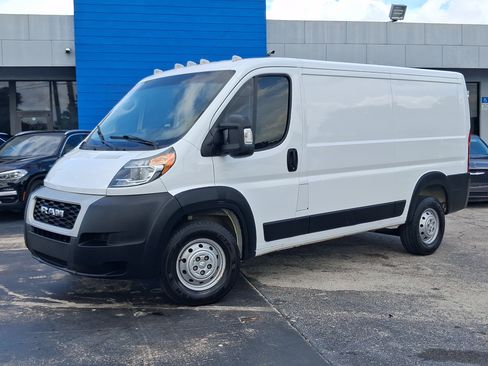 Used 2021 RAM ProMaster 2500 FWD image 2