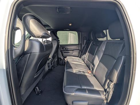 Used 2025 RAM 3500 Limited image 15