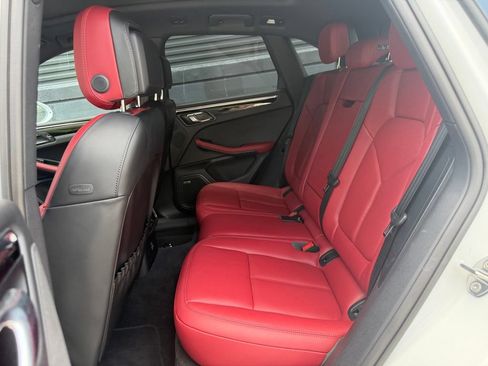 Certified 2026 Porsche Macan Turbo AWD/4WD image 19
