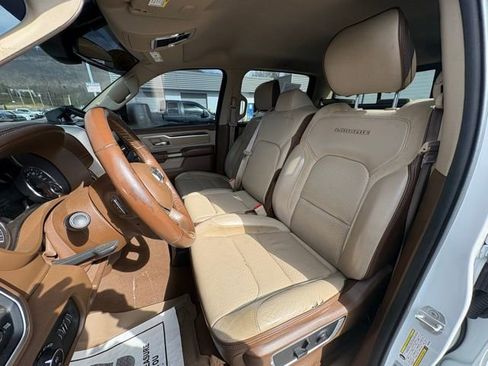 Used 2019 RAM 1500 Laramie image 12