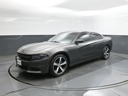 Used 2017 Dodge Charger SE