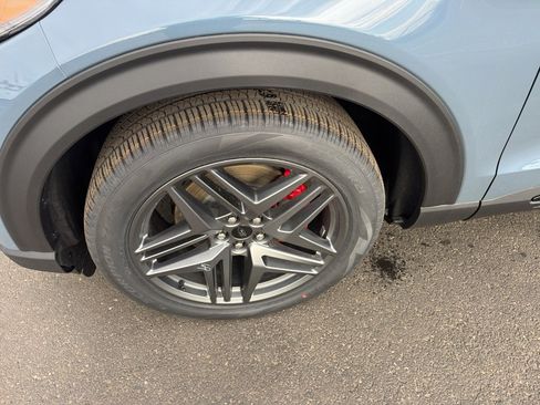 New 2026 Ford Explorer ST w/ Sun And Sound Package image 7