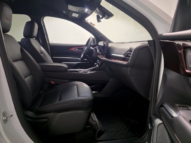 Used 2025 Chevrolet Traverse Z71 w/ Enhanced Driving Package AWD/4WD image 33
