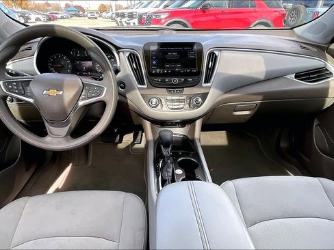 Used 2024 Chevrolet Malibu LT image 15