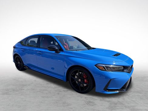Used 2023 Honda Civic Type R image 10