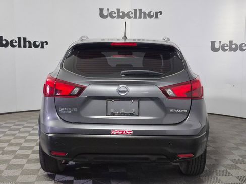 Used 2017 Nissan Rogue Sport SV image 6