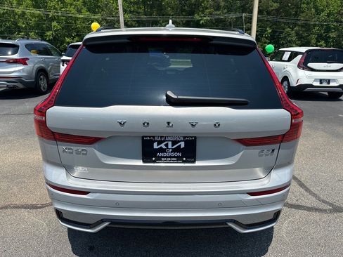 Used 2024 Volvo XC60 B5 Core image 4