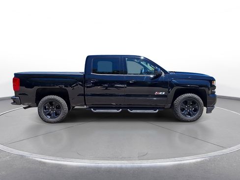 Used 2018 Chevrolet Silverado 1500 LTZ Z71 w/ LTZ Plus Package AWD/4WD image 9