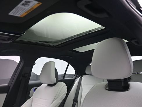 New 2025 Mercedes-Benz C 300 Sedan image 19
