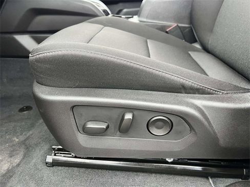 Certified 2025 Chevrolet Colorado W/T w/ WT Custom Package image 19