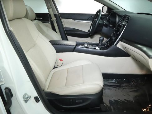 Used 2019 Nissan Maxima 3.5 SL w/ Floor Mat Group FWD image 36