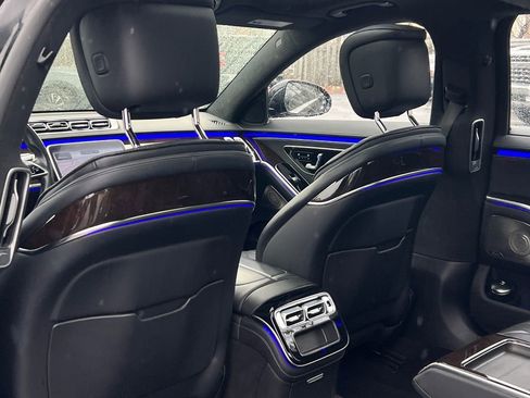Used 2021 Mercedes-Benz S 580 S 580 image 23