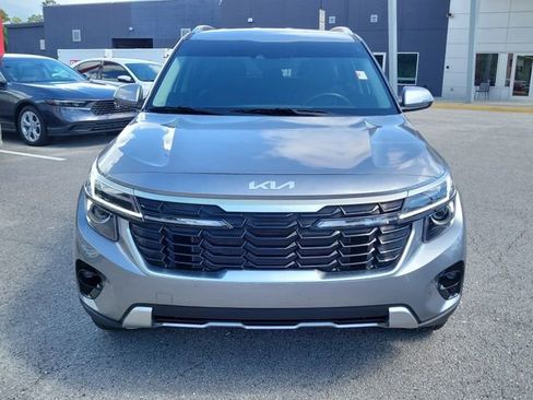 Used 2025 Kia Seltos S FWD image 6