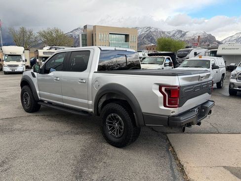 Used 2019 Ford F150 Raptor w/ Equipment Group 802A Luxury AWD/4WD image 2
