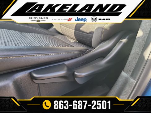 Used 2024 Chevrolet Trax LT FWD image 18