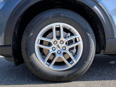 New 2026 Ford Explorer Active w/ Active Comfort Package image 10