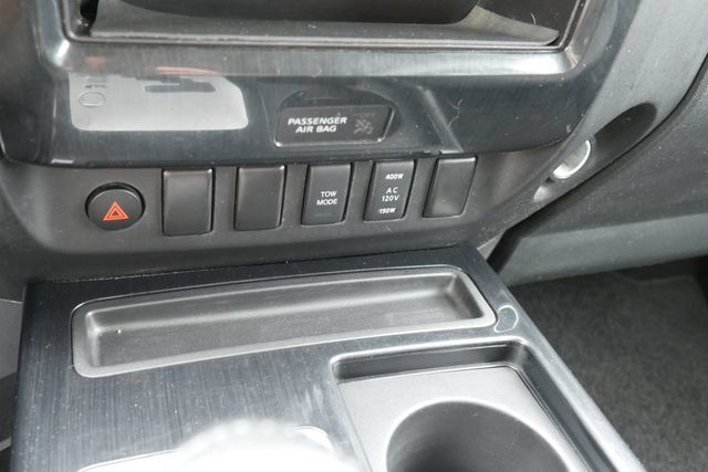 Used 2015 Nissan Titan SV w/ SV Value Truck Package AWD/4WD image 23