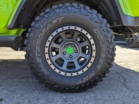 Used 2021 Jeep Gladiator Mojave image 46