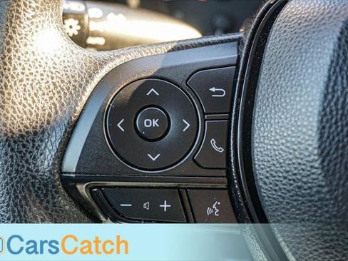 Used 2023 Toyota Corolla LE image 28