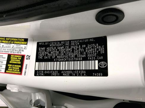 Used 2025 Toyota Camry SE FWD image 37