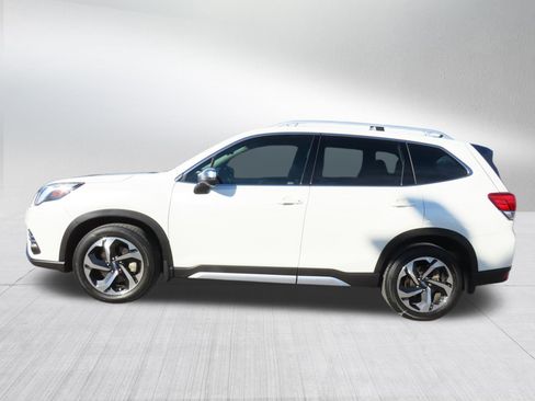 Used 2024 Subaru Forester Touring w/ POP Package 3 image 4