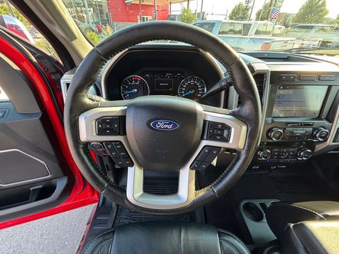 Used 2019 Ford F250 Lariat w/ Chrome Package AWD/4WD image 15