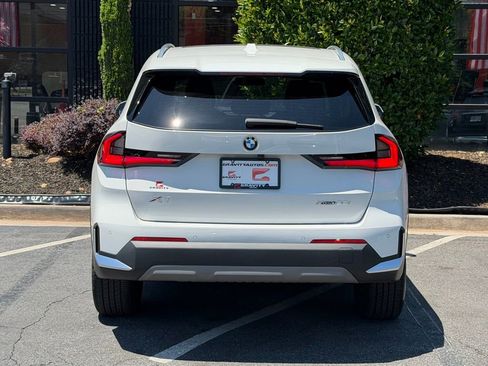Used 2023 BMW X1 xDrive28i AWD/4WD image 14
