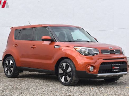 Used 2019 Kia Soul + image 1